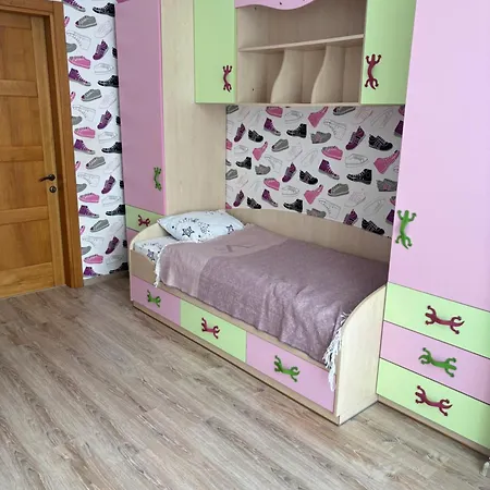 Apartament On Franzuskiy Bulvar *