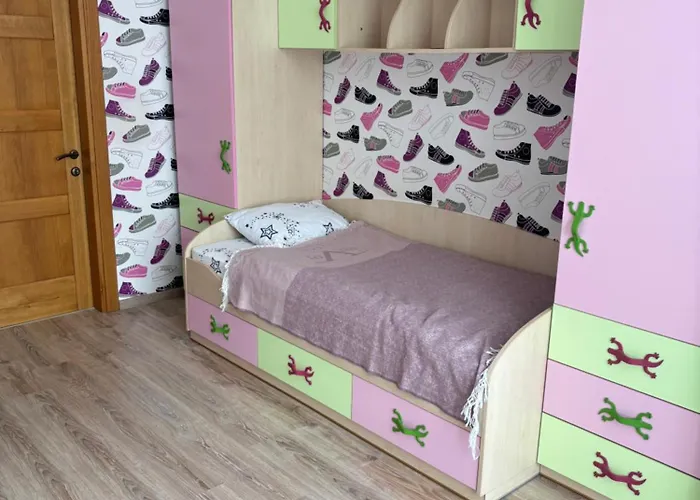 Apartament On Franzuskiy Bulvar *